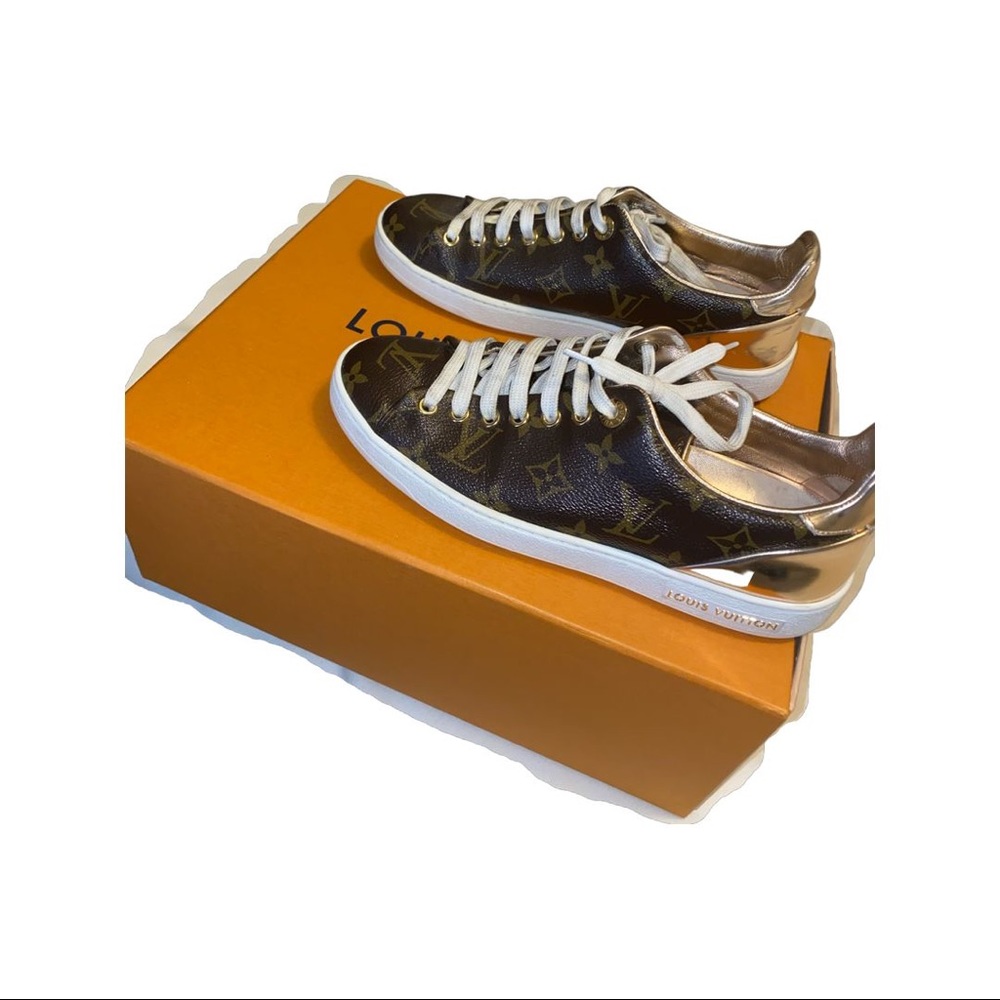 Louis Vuitton shoes size US 7